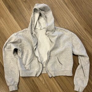 2 Cropped Hoodies